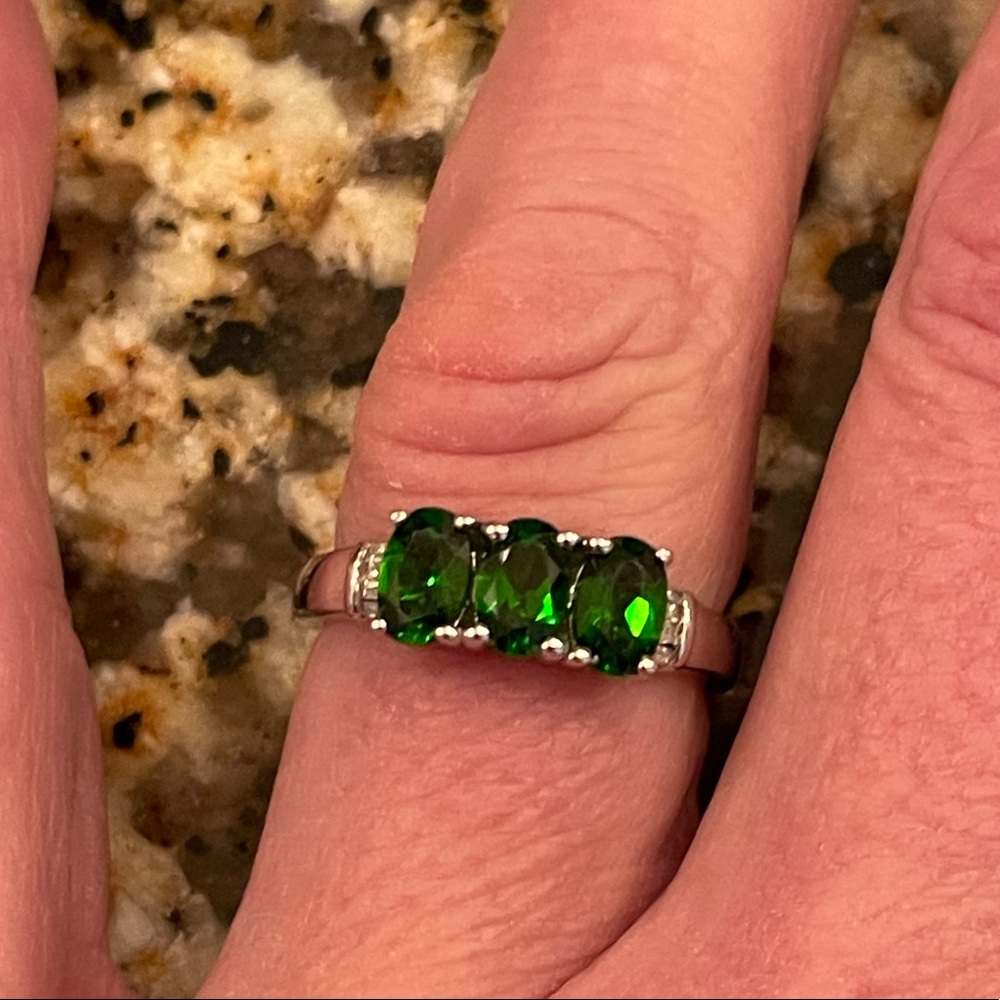 Solid Sterling Silver Size 7 Lab Created Diamond … - image 1